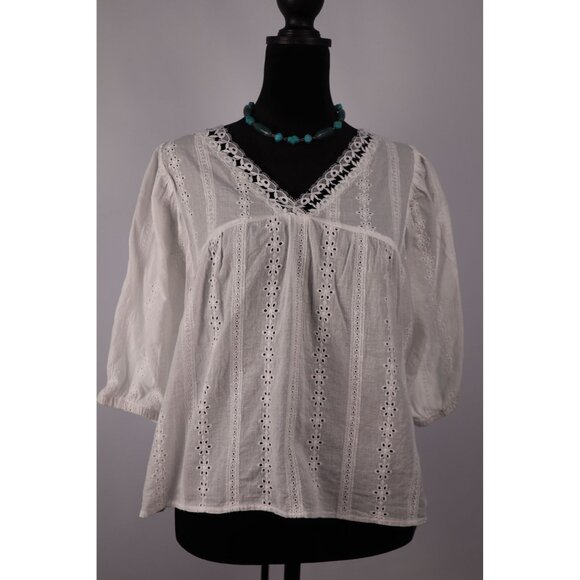 All in Favor White Boho Style 3/4‎ Sleeve Eyelet Blouse 100% Cotton Size Small - Picture 1 of 11